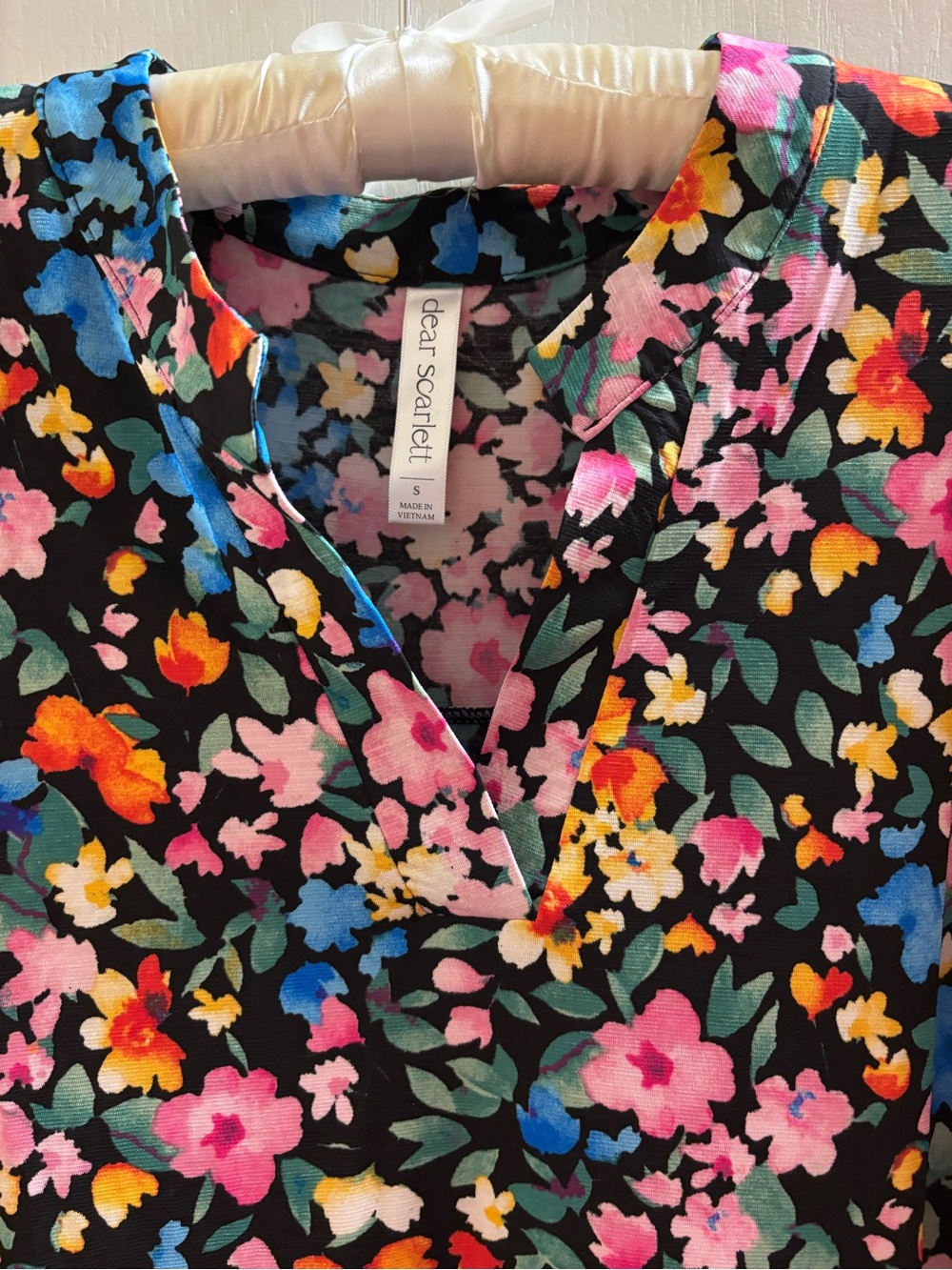 Scarlett Black Floral V-Neck Tunic with Pink, Blue, Yellow Accents. Small